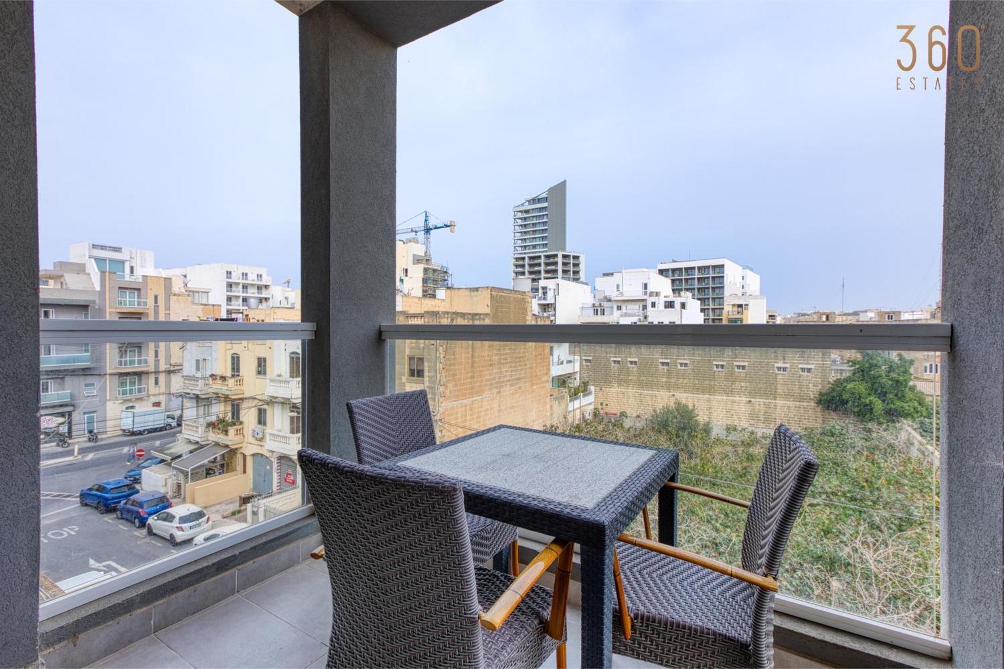 A Lovely 3 Bedroom, 3 Baths Home In The Centre Of Gzira By 360 Estates 外观 照片